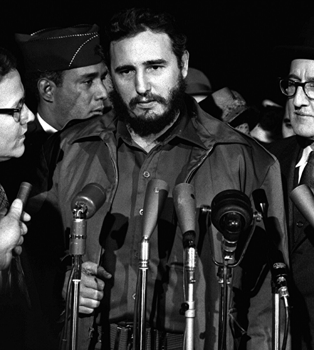 Fidel Castro arrives at the MATS Terminal, Washington National Airport, April 1959.