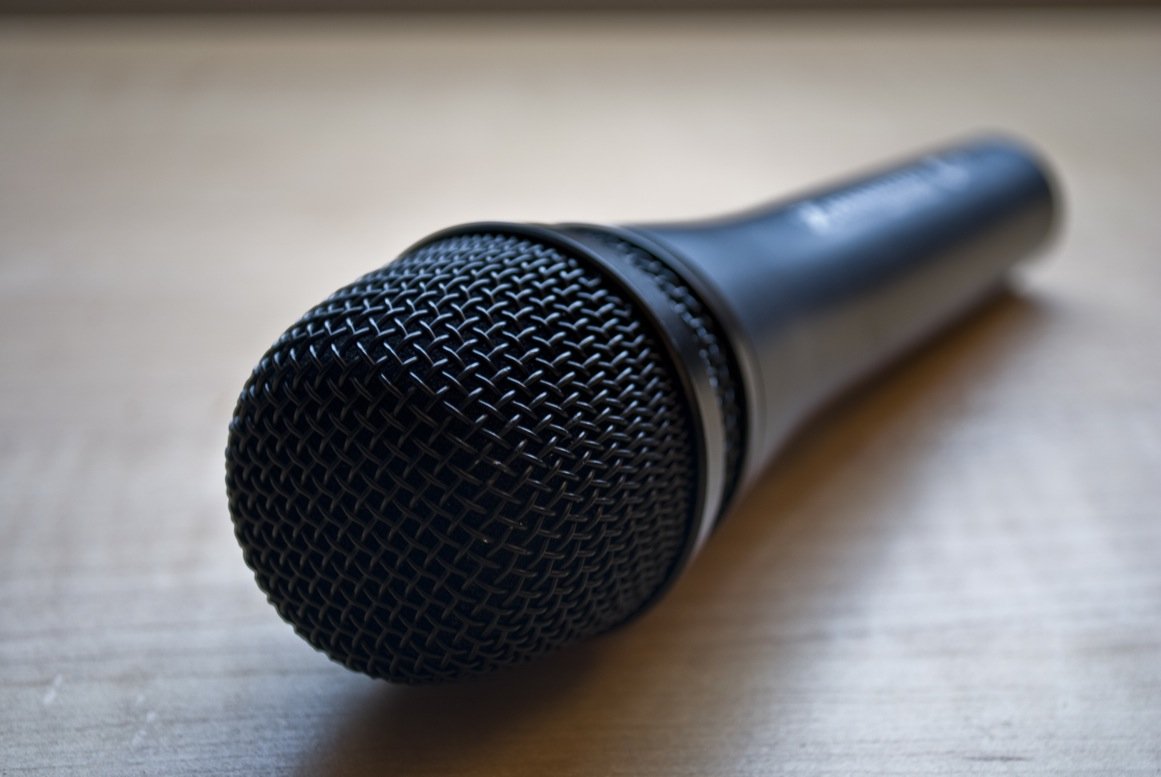 Microphone