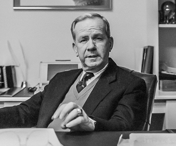 Robert C. McFarlane