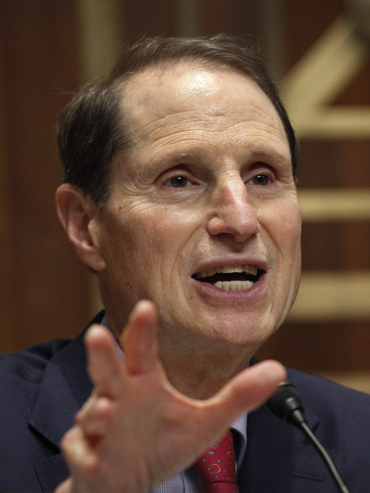 Senator Ron Wyden at a Senate Finance Committee hearing, 2016.