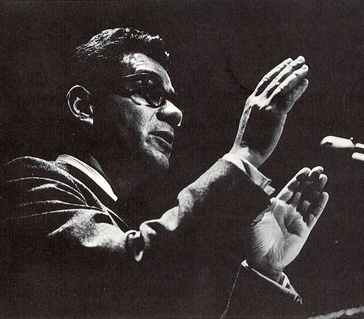 Mark Lane speaking at the University of Michigan, from the 1968 Michiganensian yearbook.