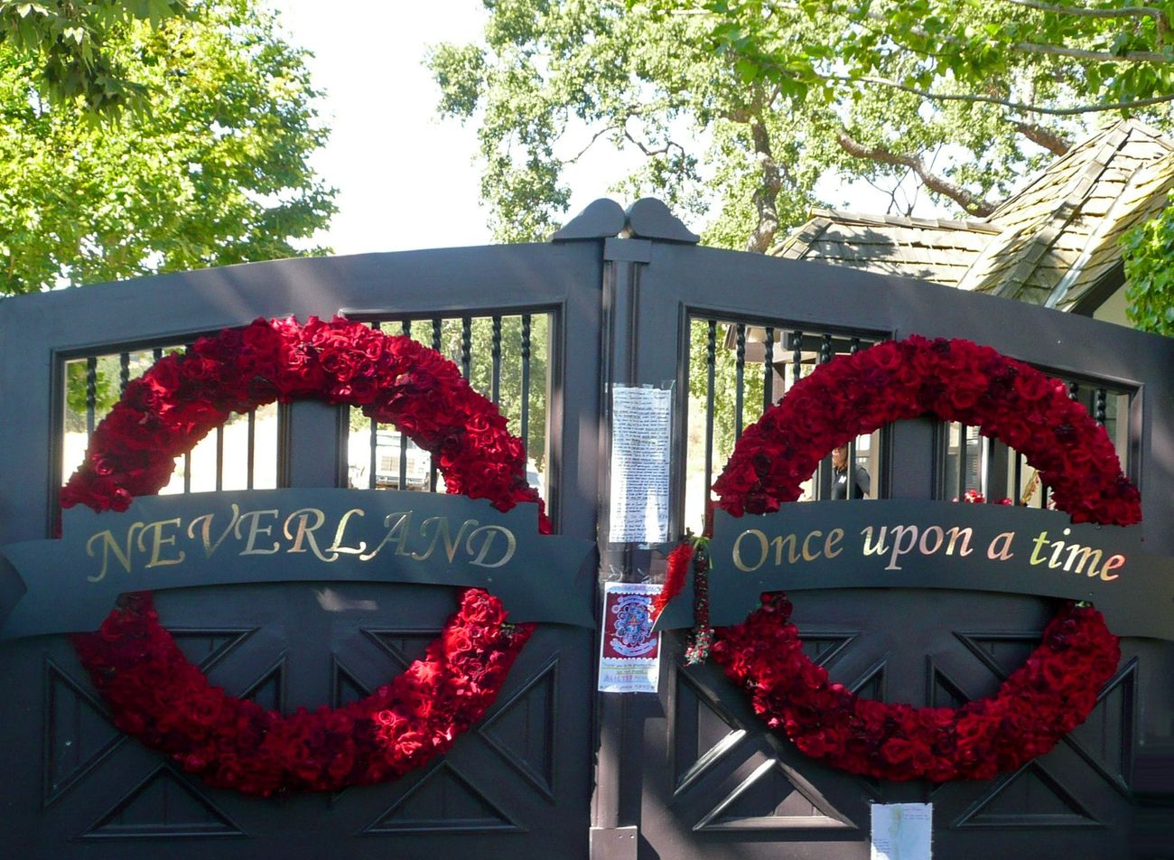 Neverland Ranch gates on July 9, 2009.