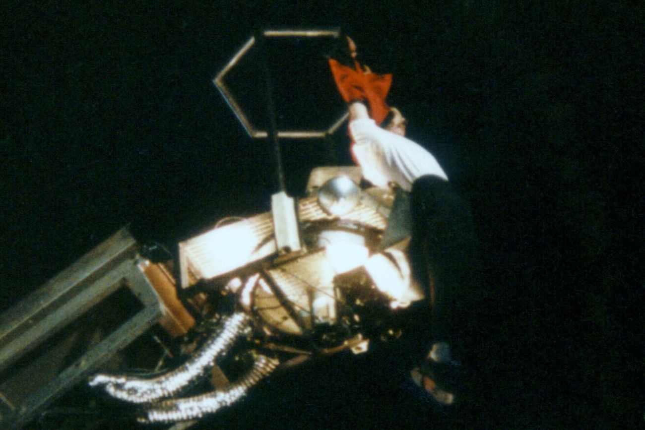 Jackson sings “Earth Song” in Lausanne, Switzerland, on 20 June 1997, during the HIStory tour.