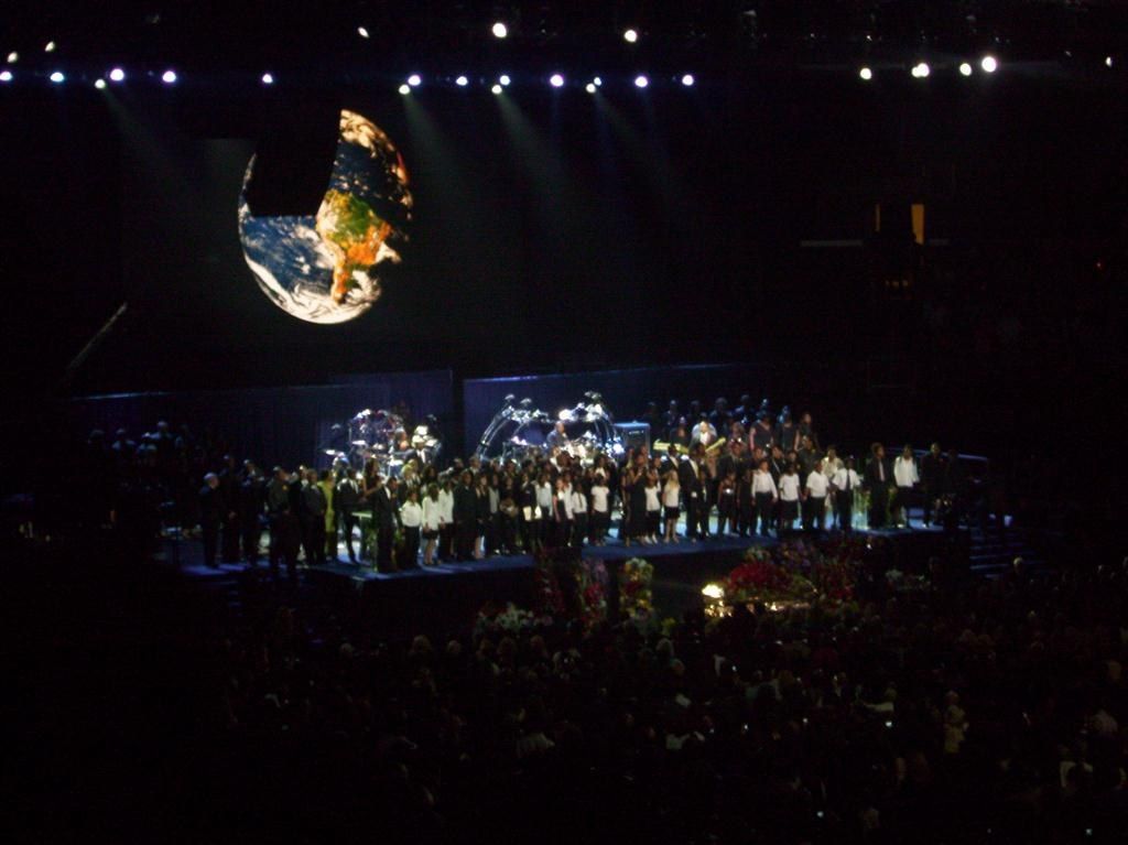 Speakers and performers at the July 7, 2009 public memorial.