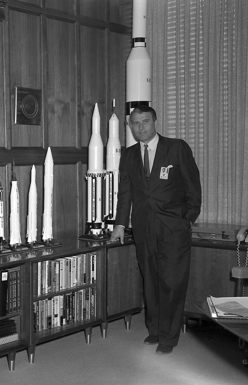 Wernher von Braun in his NASA office with rocket models, 20 April 1962. This later portrait does not depict his wartime work.
