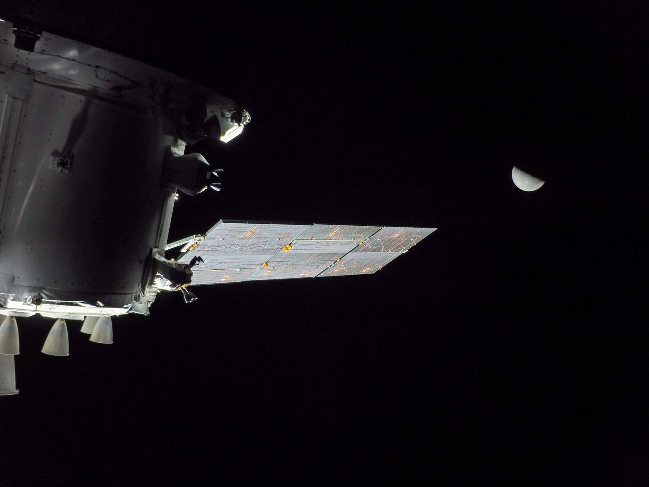 The Moon seen from the uncrewed Orion spacecraft on day 12 of Artemis I, 27 November 2022.