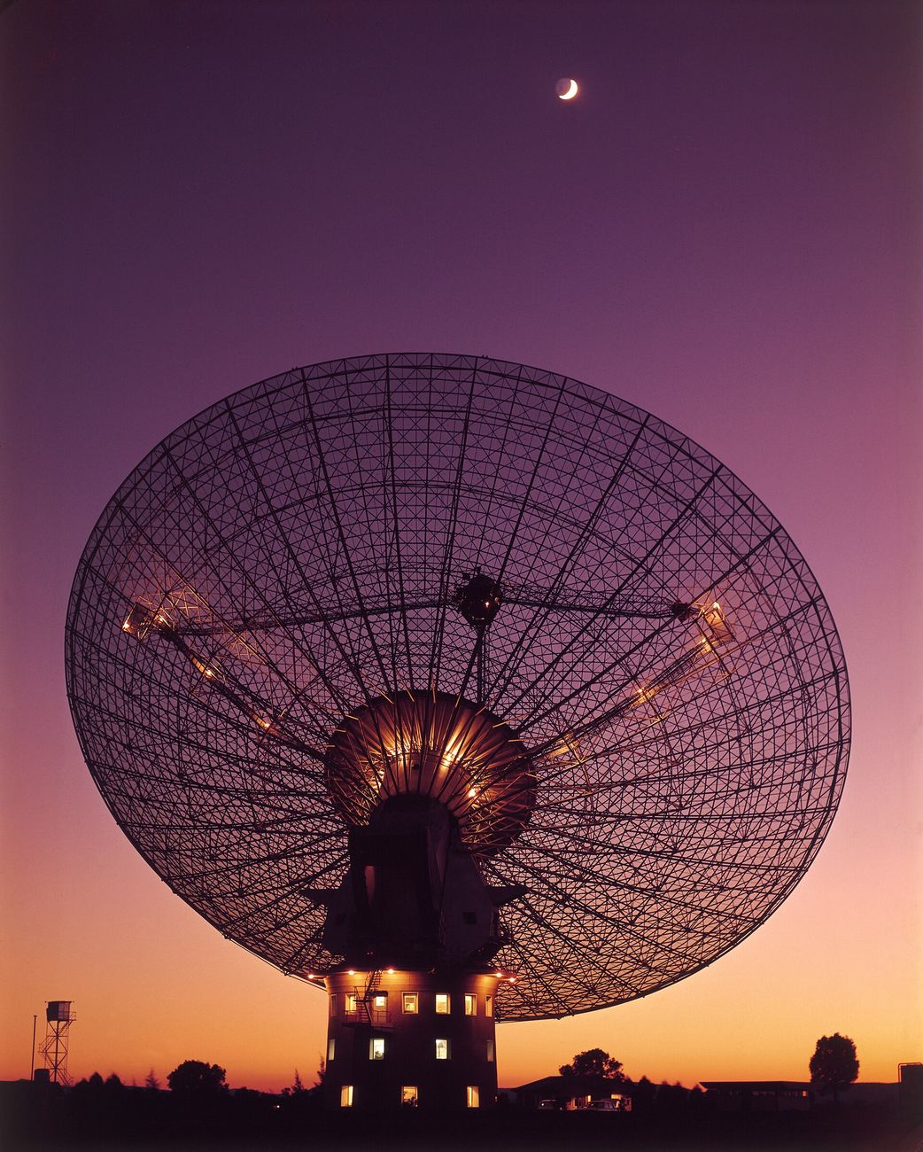 CSIRO’s Parkes radio telescope in 1969, around the time of the first Moon landing.