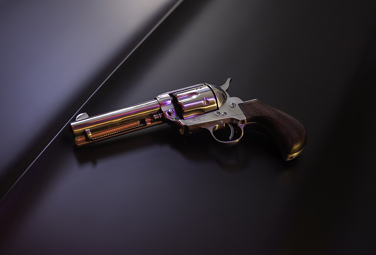 Pietta 1873 single-action revolver — same general class of replica used as Western prop firearms (illustrative; not the seized Rust exhibit).