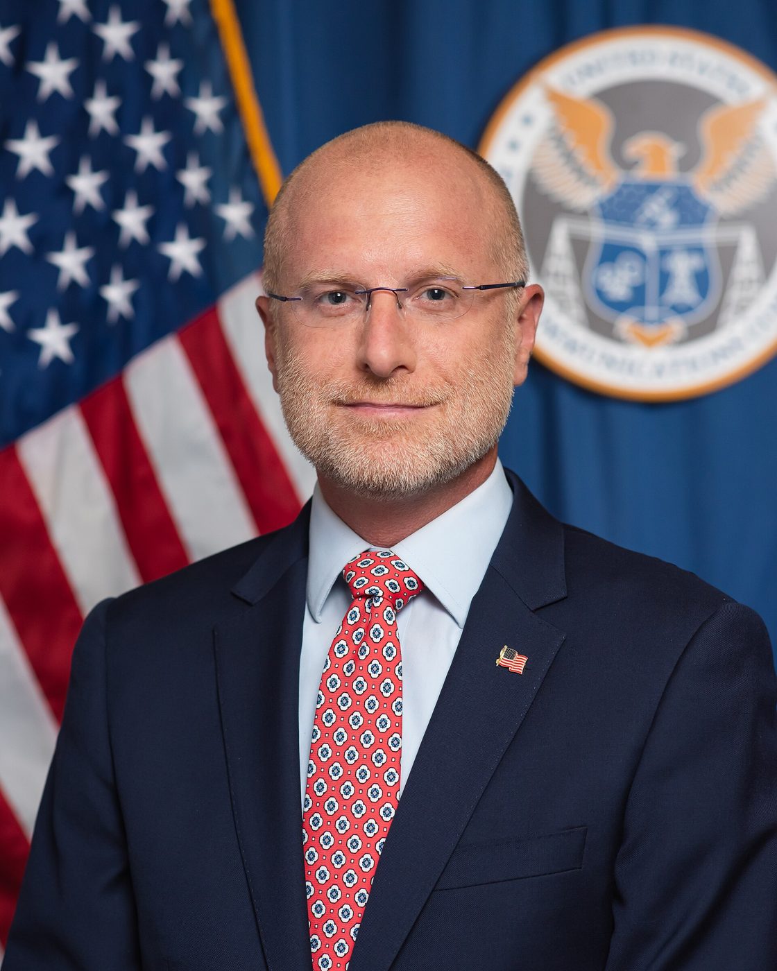Brendan Carr, official FCC portrait, January 2025.
