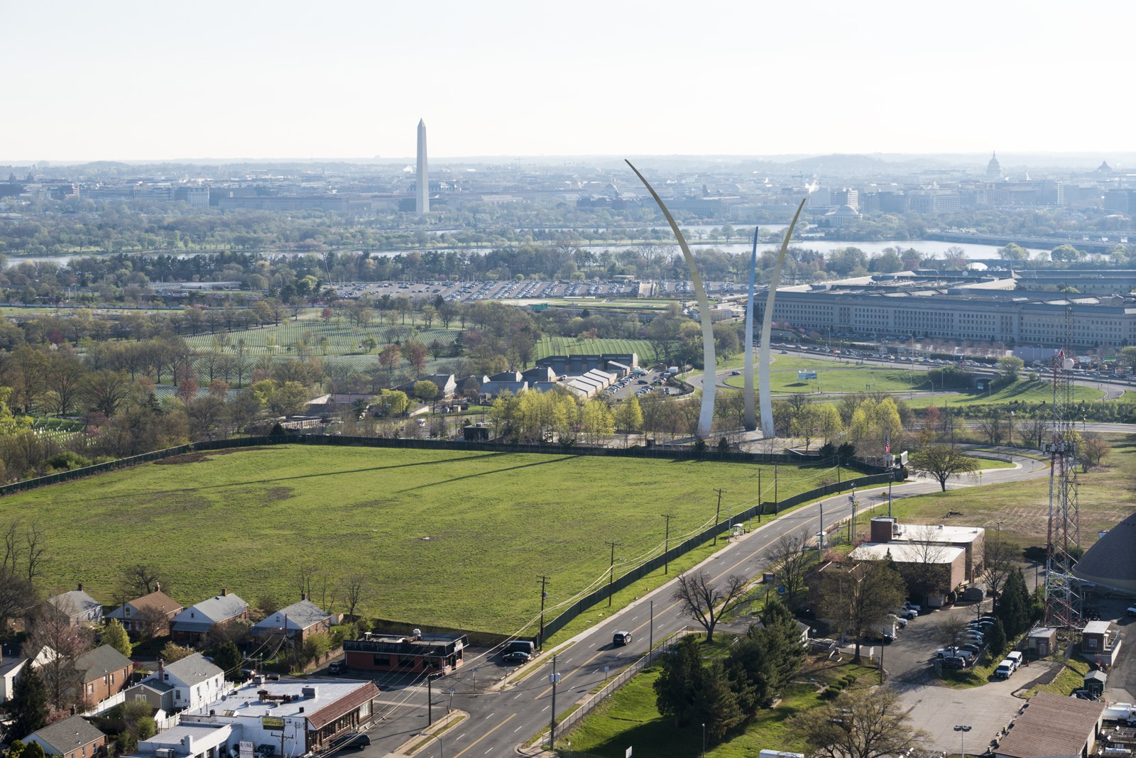 The Pentagon, Air Force Memorial and Arlington area, April 18, 2018. Institutional context, not a photograph of the covert accounts or their operators.