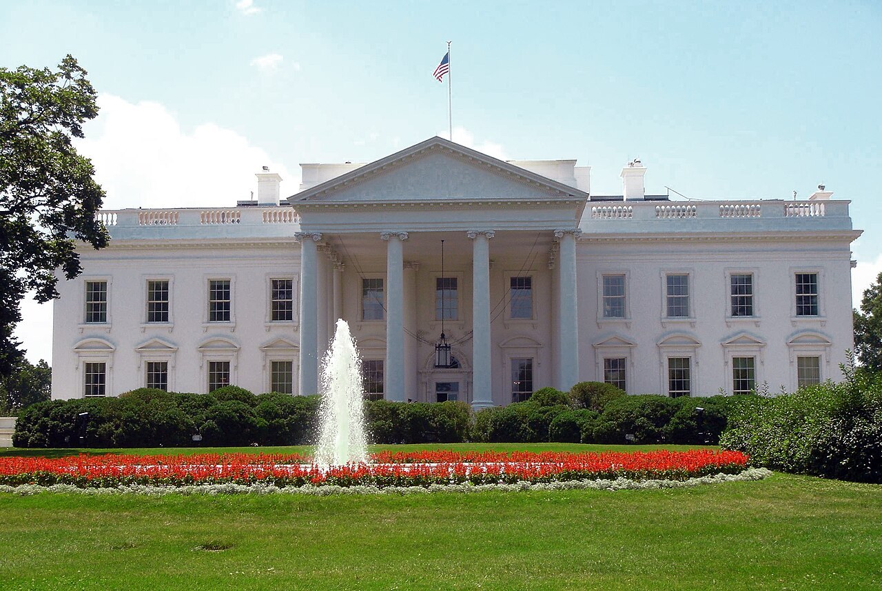 The White House north façade, July 2007. A later architectural view, not a photograph of a particular investigation.